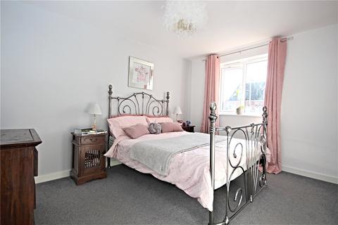 66 Snow Close, Holdingham, Sleaford, NG34 8YT