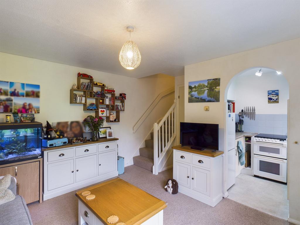 Rowhurst Avenue, Addlestone, Surrey, KT15 1 bed terraced house £289,950