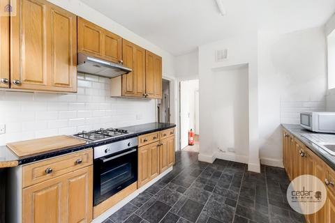 5 bedroom semi-detached house to rent, Anson Road, Willesden Green NW2