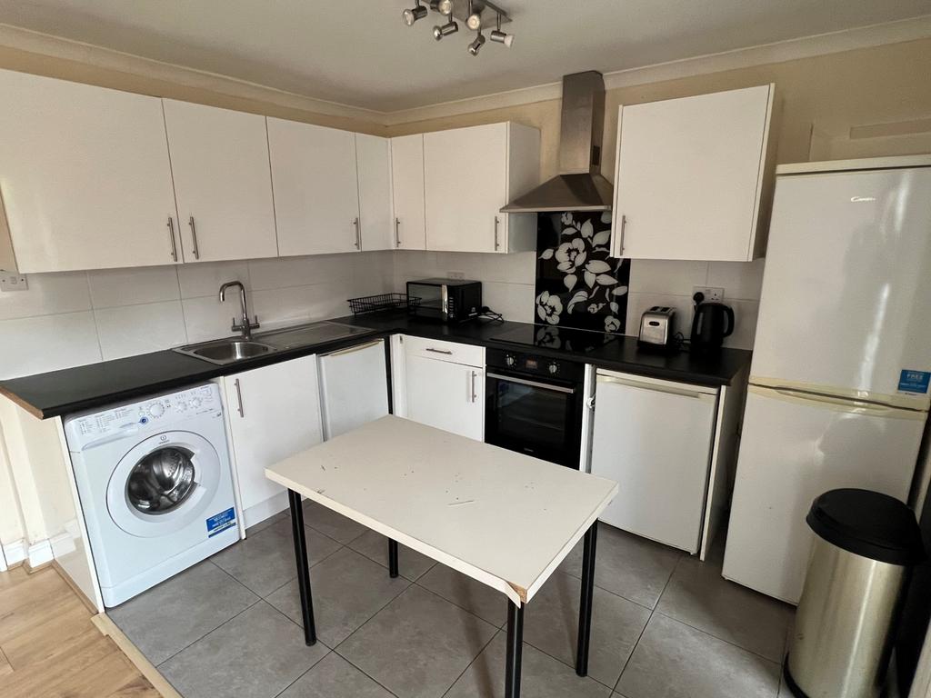 49 Elmbank Kitchen MN