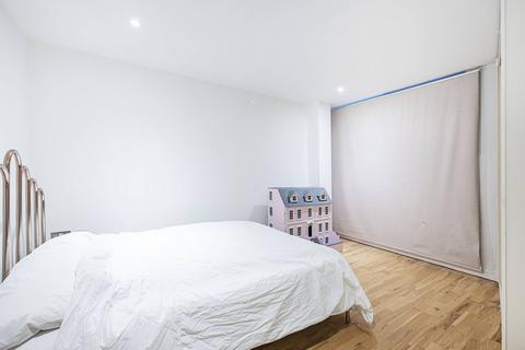 2 bedroom flat to rent - Wick Lane, Bow, London, E3