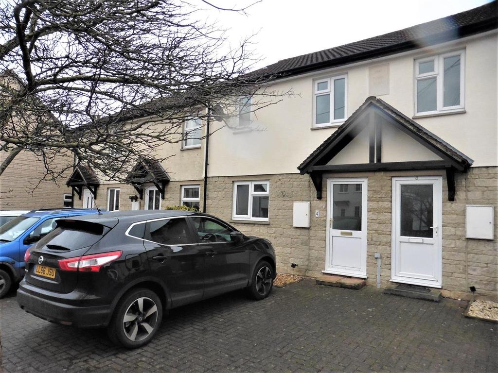 Pippin Row, Calne 3 bed terraced house £850 pcm (£196 pw)