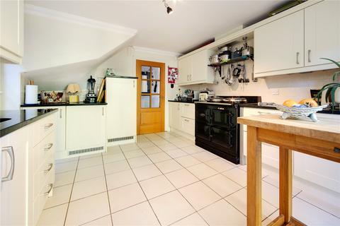 3 Hampton Close, Borehamwood, WD6 2DT