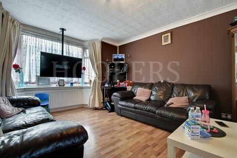 3 bedroom terraced house for sale, Crest Road, London, NW2