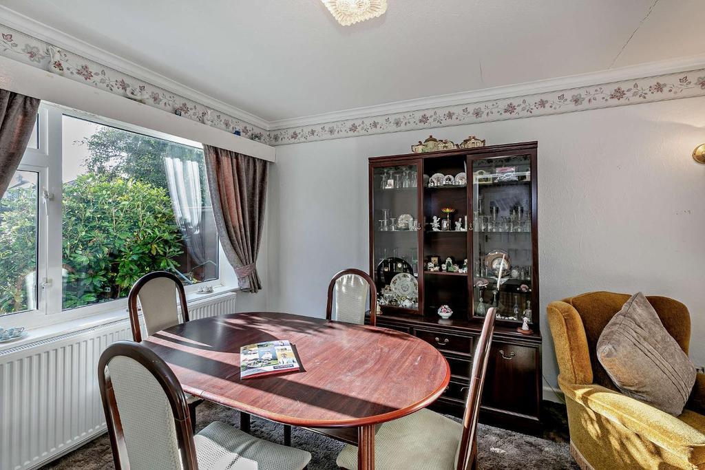 Olive Walk, Harrogate, HG1 4RJ 3 bed semidetached house £240,000