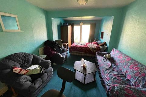 3 bedroom semi-detached house for sale - Bradley Road, Baylis, Slough
