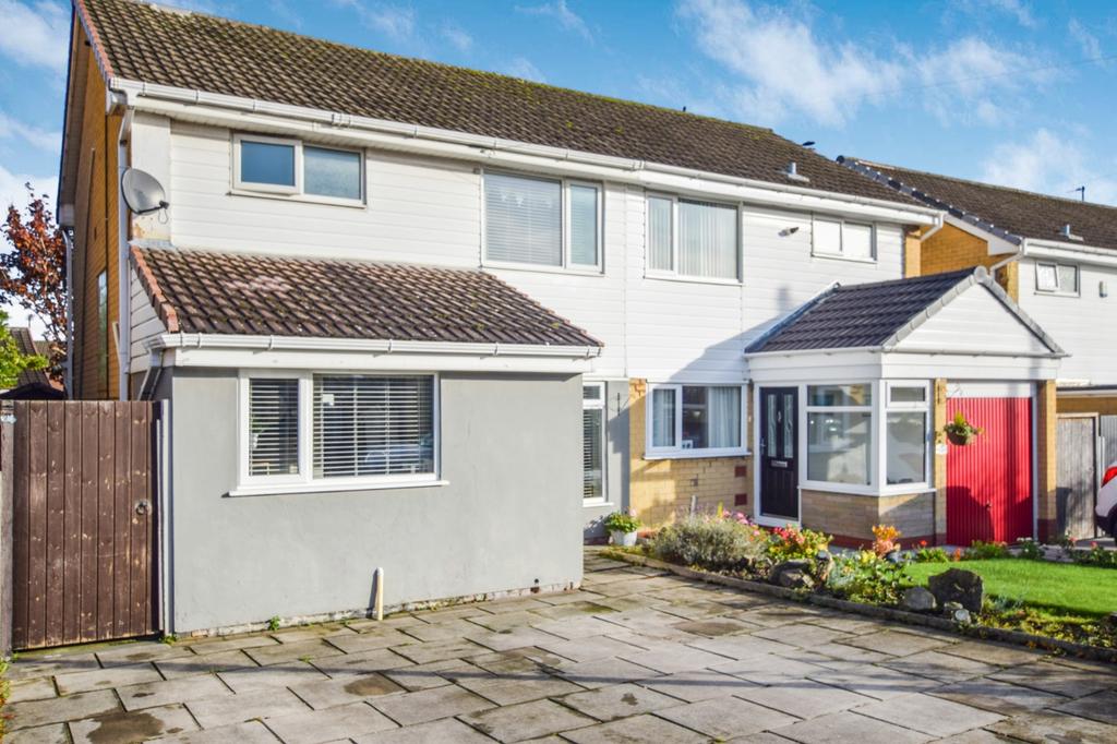 Wenger Road, Farnworth, Widnes 3 bed semidetached house £240,000