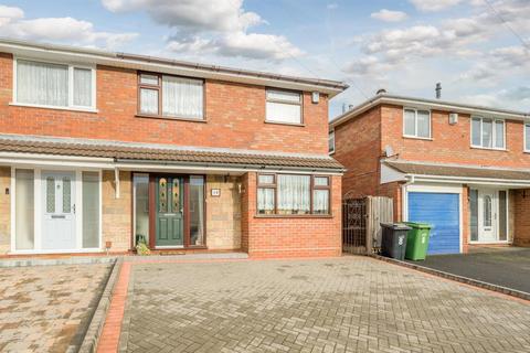 10 Andrews Close, Brierley Hill, DY5 2XB