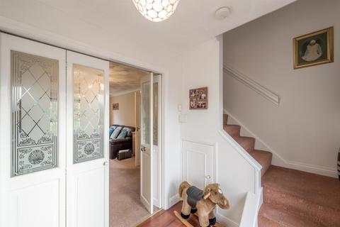 10 Andrews Close, Brierley Hill, DY5 2XB