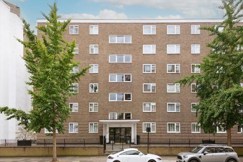 3 bedroom flat for sale, Gilray House, Bayswater, London, W2.