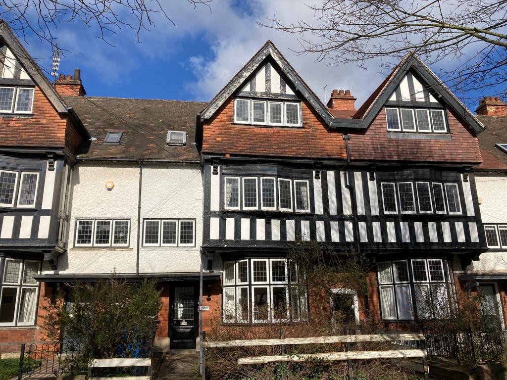 38 Westbourne Avenue, Princes Avenue... 2 bed apartment £135,000