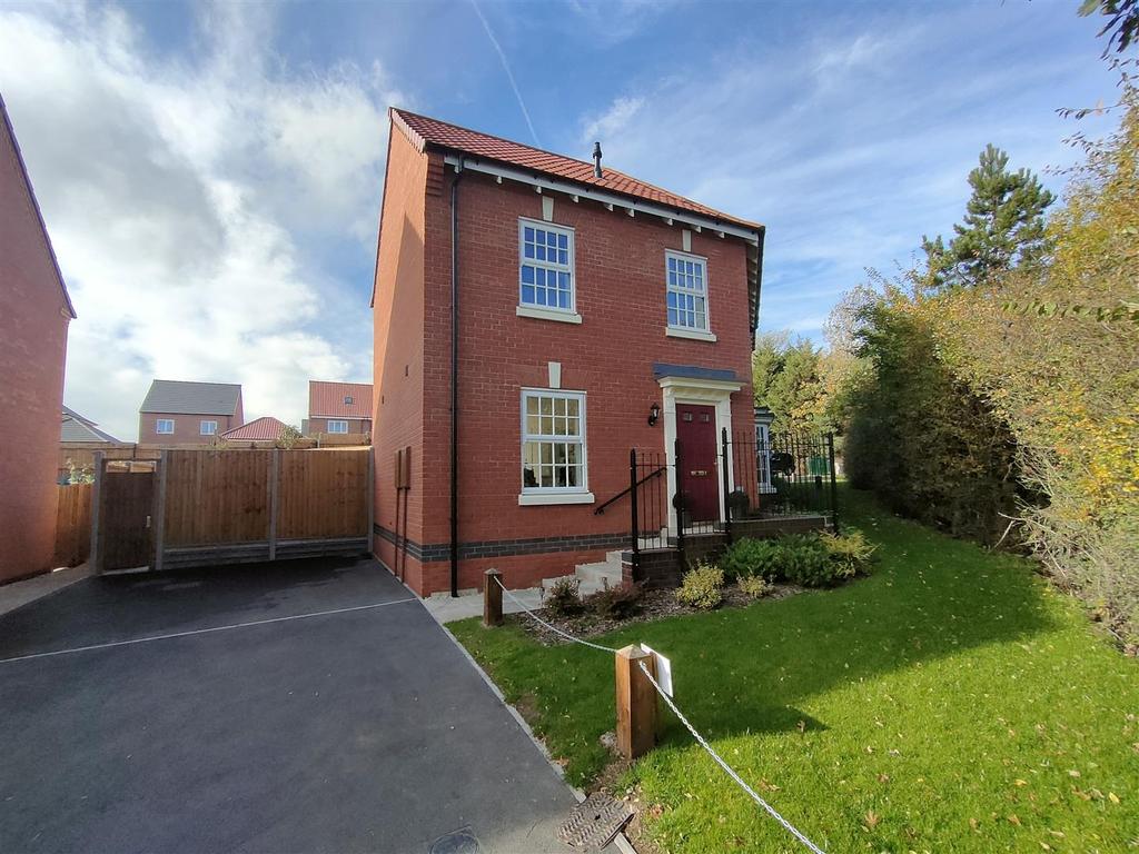 Woolsthorpe Close, Melton Mowbray 3 bed semidetached house for sale