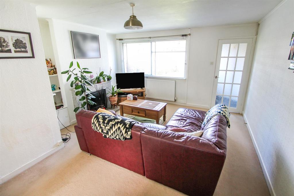 Glen View, Wigmore, Leominster 2 bed terraced bungalow for sale £180,000