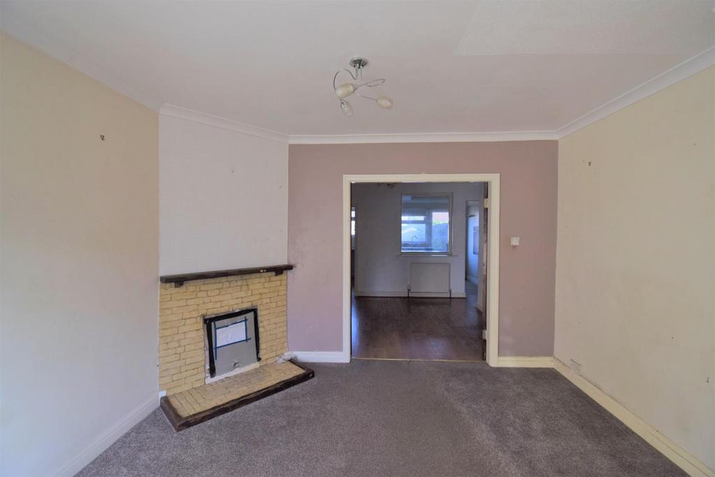 Marton Avenue, Bridlington 3 bed semidetached house £115,000