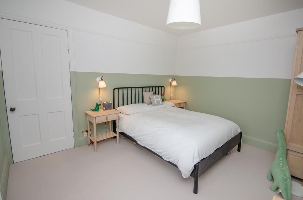 Bedroom 2.jpg
