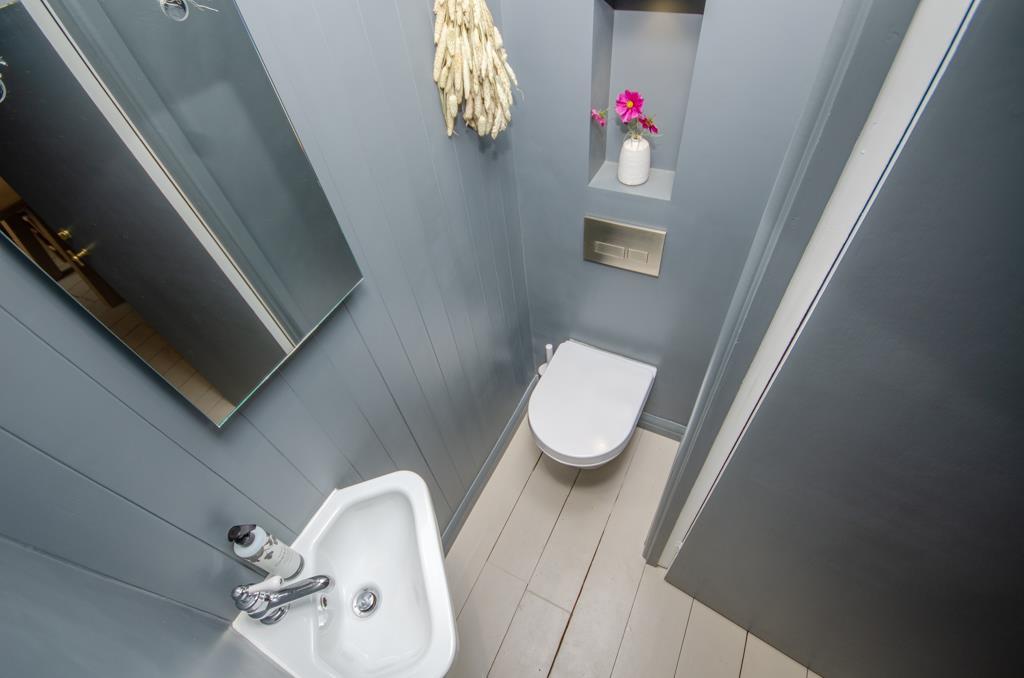 Cloakroom.jpg