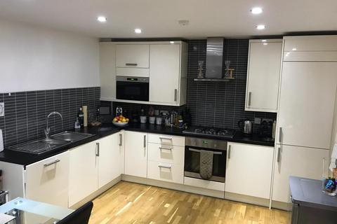 2 bedroom flat to rent - Wanti Terrace, Yellowpine Way, Chigwell