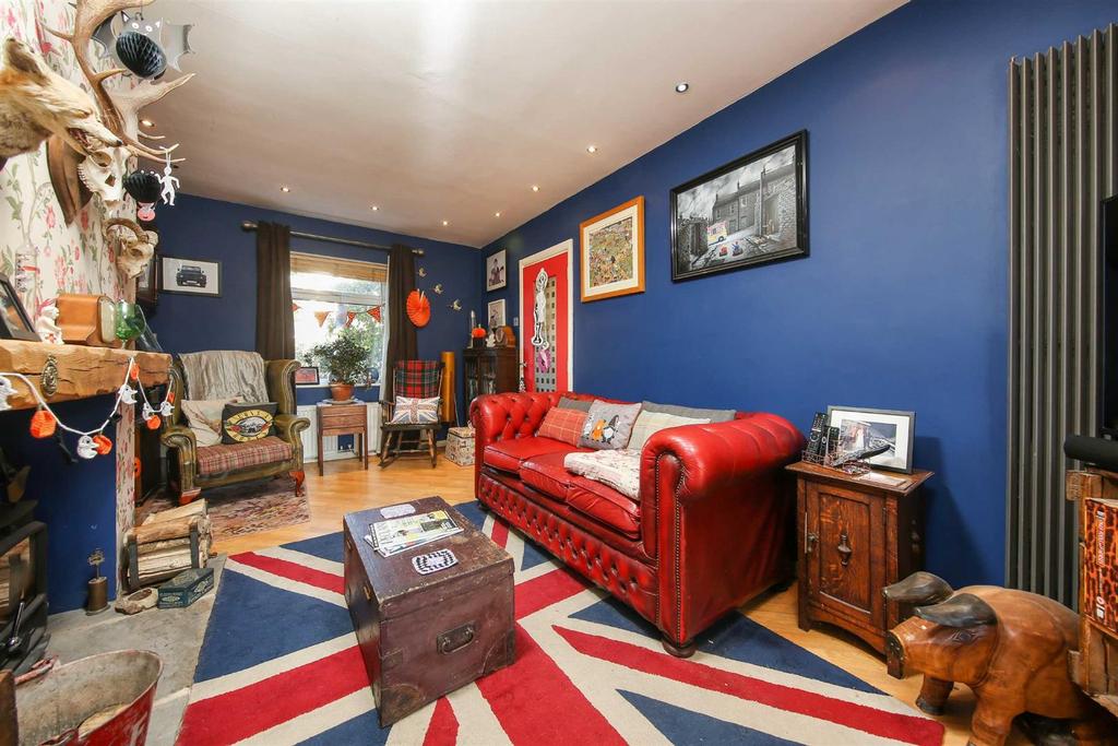Church View, Barlborough, Chesterfield 3 bed semidetached house for