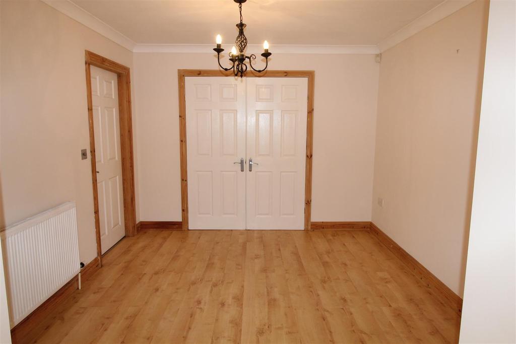 7 Fields End, Ulceby, N.E. Lincs, DN39 6UT 4 bed detached house for