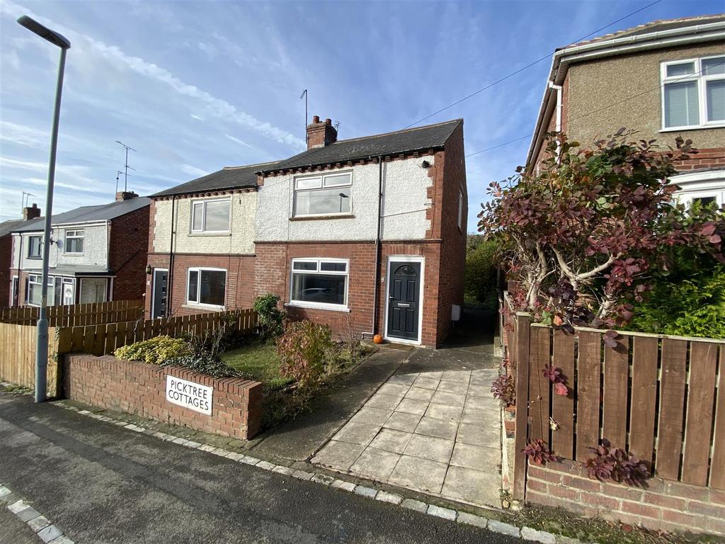 Picktree Cottages, Chester Le Street 2 bed semidetached house £120,000