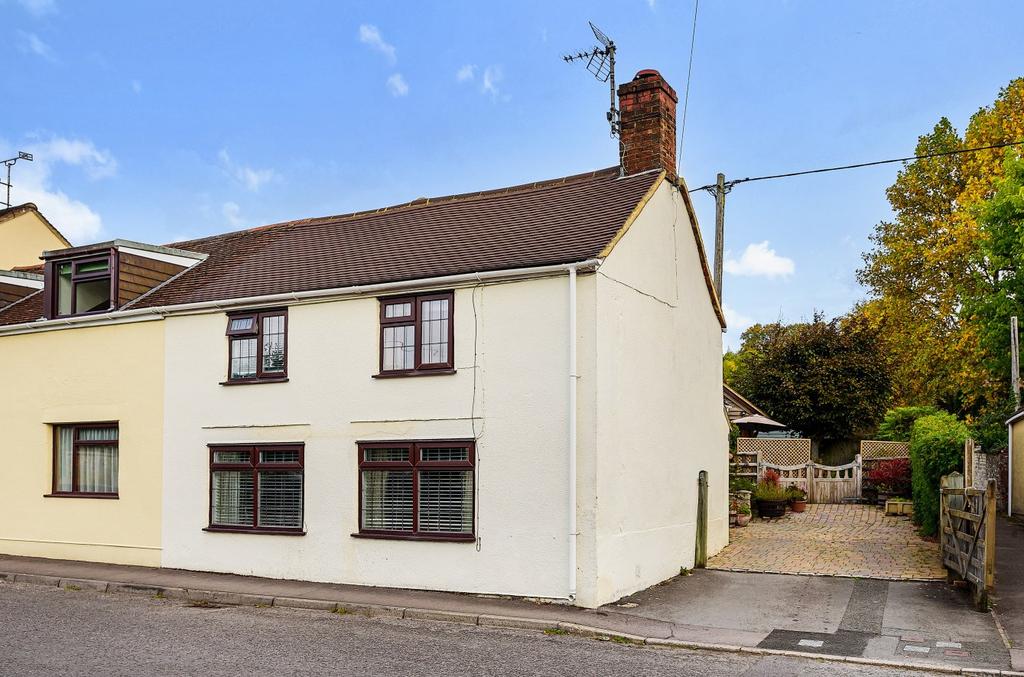 High Street, Heytesbury, Warminster, BA12 2 bed semidetached house for