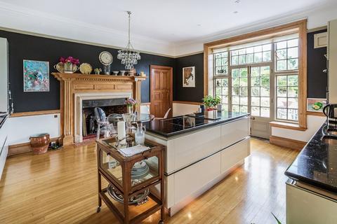 Beacon Hill Farley Common, Westerham, TN16 1UA