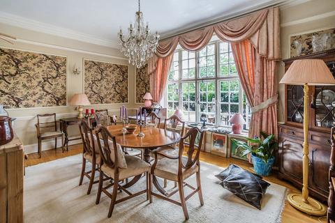 Beacon Hill Farley Common, Westerham, TN16 1UA