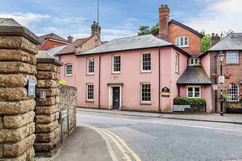 Stakes House Quebec Square, Westerham, TN16 1TD