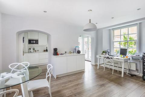 Stakes House Quebec Square, Westerham, TN16 1TD