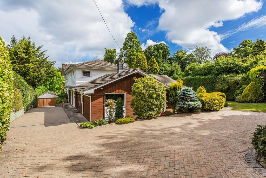 Quarry Road, Oxted, RH8 5 bed detached house £1,850,000