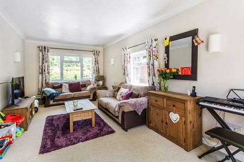 23 West End, Brasted, Westerham, TN16 1HT