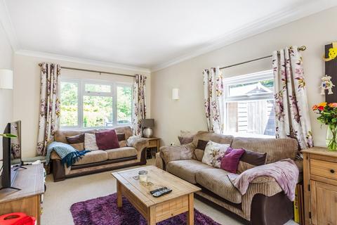 23 West End, Brasted, Westerham, TN16 1HT