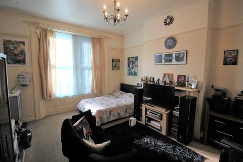 7 bedroom semi-detached house for sale - Milton Road, Weston-super-Mare