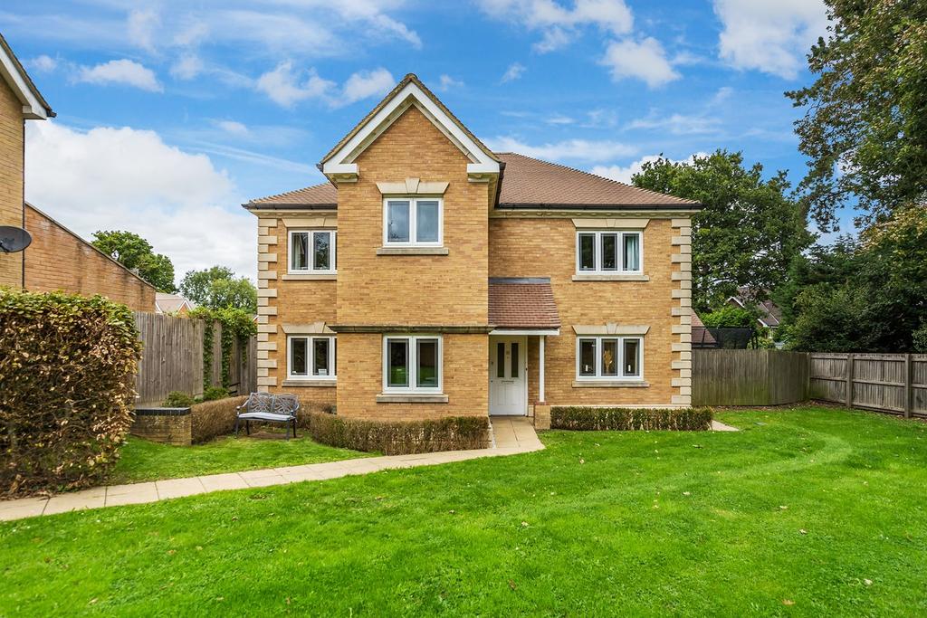 The Hollies, Oxted, RH8 4 bed detached house for sale £950,000