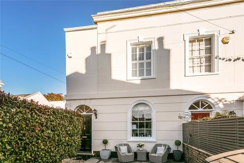 2 bedroom end of terrace house for sale - Adelaide Square, Windsor, Berkshire, SL4