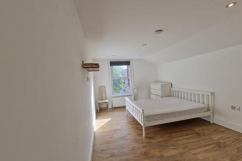 1 bedroom flat to rent, Filey Avenue, London N16