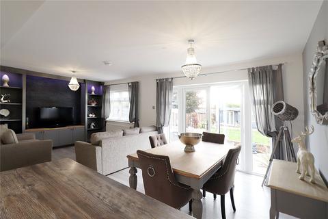 73 Abbotts Walk, Bexleyheath, DA7 5RL