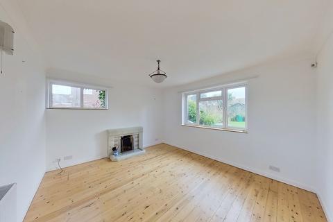 2 bedroom detached bungalow for sale - Valkyrie Avenue, Whitstable