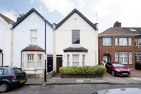 2 bedroom terraced house to rent, Cheriton Place, Westbury-on-Trym, BS9