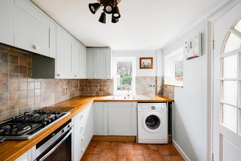 2 bedroom terraced house to rent, Cheriton Place, Westbury-on-Trym, BS9