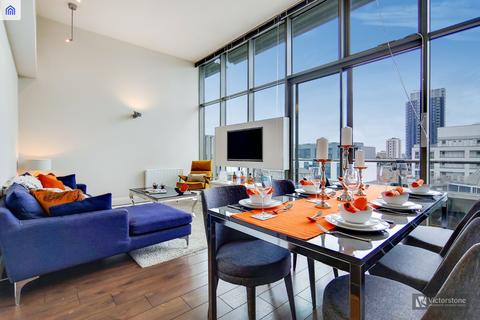 2 bedroom penthouse to rent, City Road, Clerkenwell, London, EC1V