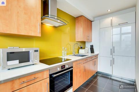 2 bedroom penthouse to rent, City Road, Clerkenwell, London, EC1V