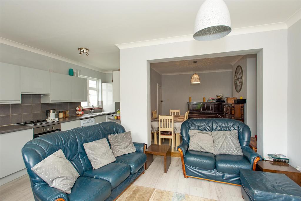 Hilda Vale Road, Locksbottom, Kent, BR6 3 bed semidetached house for sale £675,000