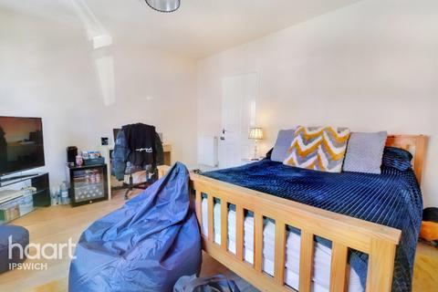 87 Rectory Road, Ipswich, IP2 8EQ