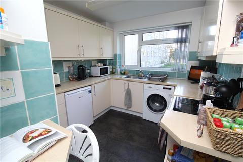 2 bedroom apartment to rent - Becketts Court, Canterbury Way, CM13