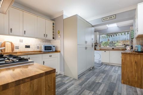 55 Birchview Drive, Clarkston, Glasgow, G76 8SW