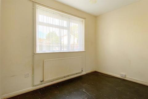 28 Ambersham Crescent, East Preston, Littlehampton, BN16 1AH