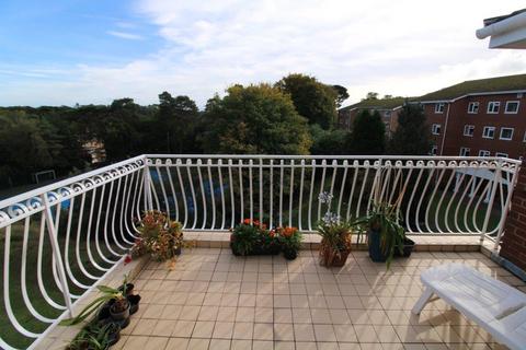 3 bedroom apartment for sale, Overbury Road, Lower Parkstone, Poole, Dorset, BH14