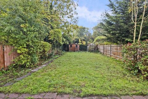 31 Eastern Avenue, Pinner, HA5 1NW