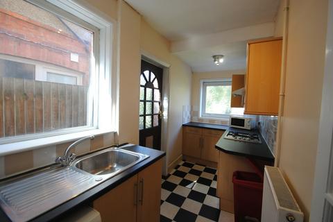 3 bedroom detached house to rent, 3 Bed Student house on Elmes road